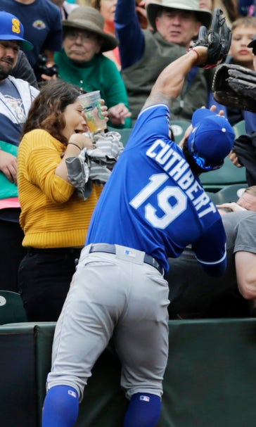 Royals fall behind early in 8-2 loss to Mariners